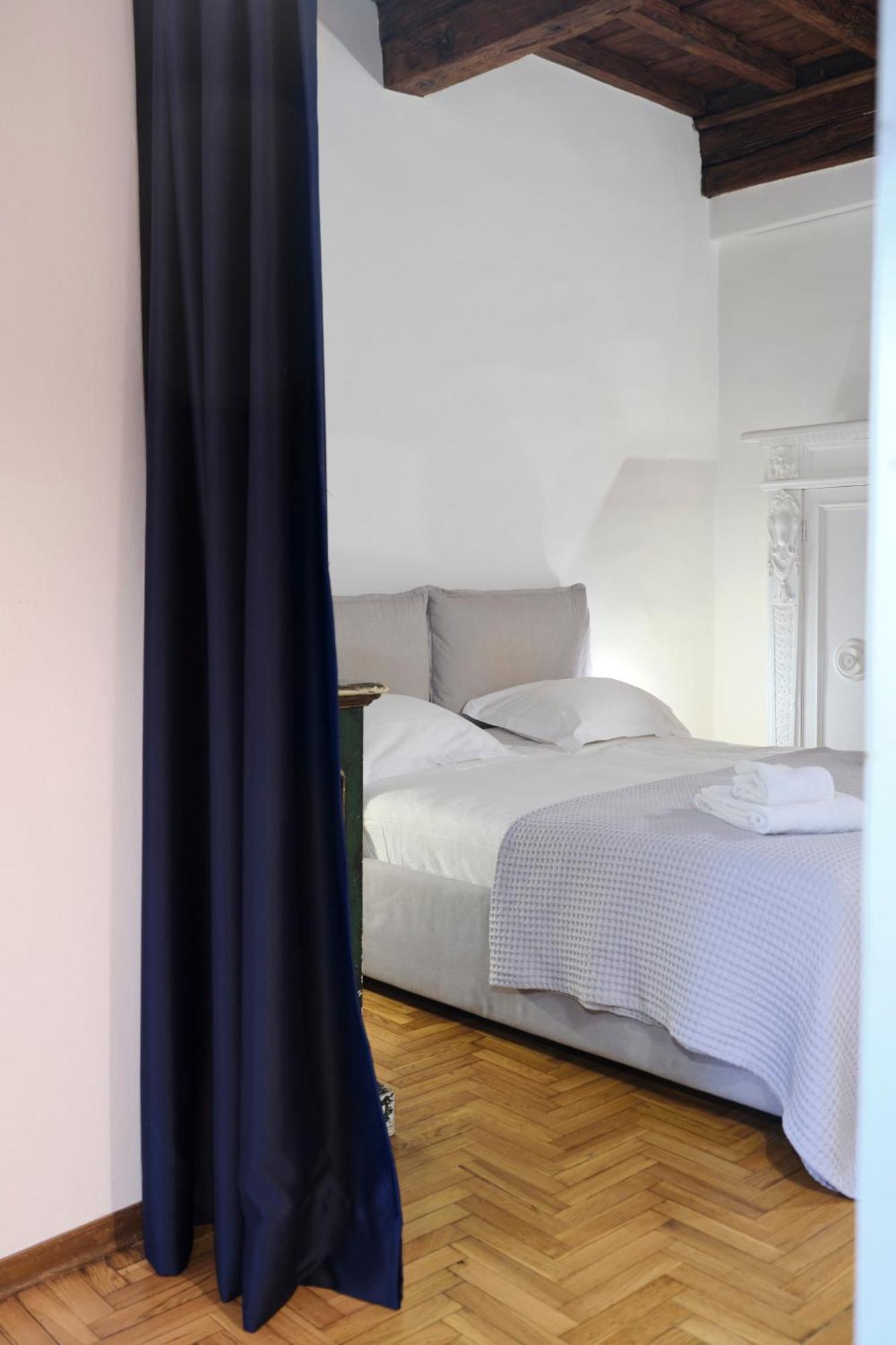 Enchanting Apartment With Patio, Lungarno Firenze Exterior foto